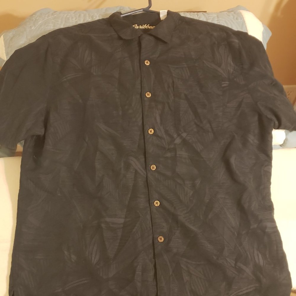 Carribean short sleeve button print box cut shirt